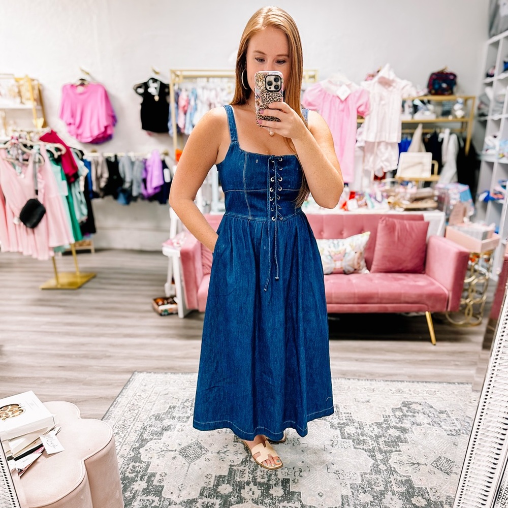 Blu Pepper Blue Lace-Up Midi Dress